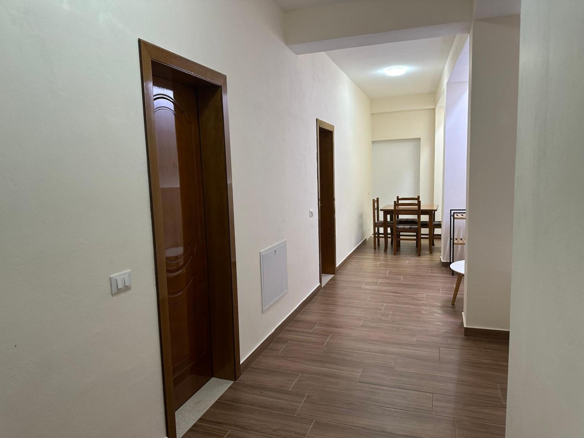 Guni Inn Krujë Exterior foto